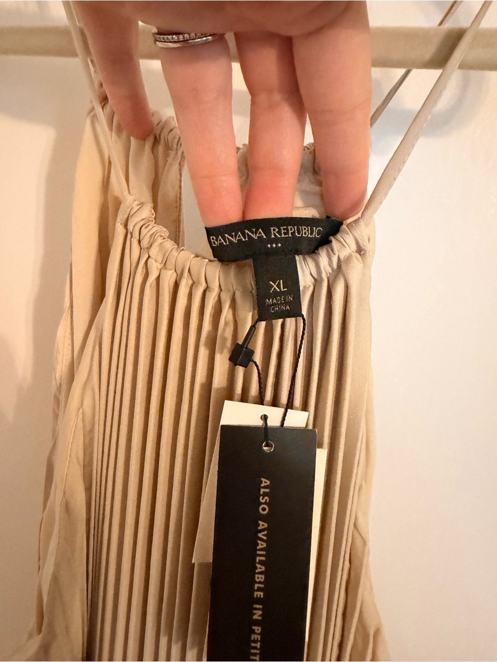 Banana Republic Cream Pleated Halter Maxi Dress - Picture 7 of 11